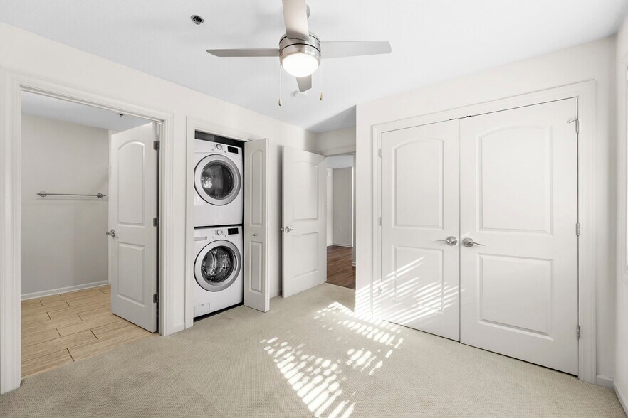 Building Photo - 2900 NE Kendallwood Pkwy