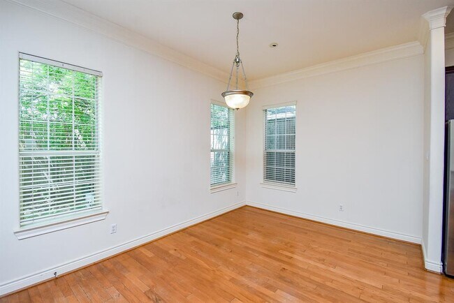 Building Photo - 2612 Starboard Point Dr