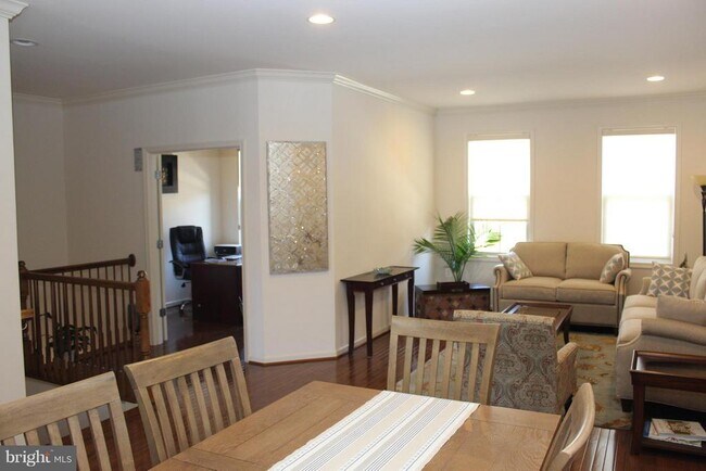 Building Photo - 42181 Castle Ridge Square