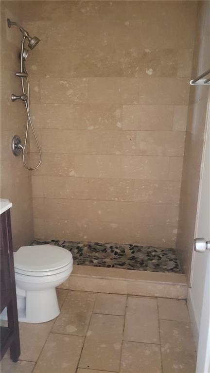 Building Photo - 909 Reinli St