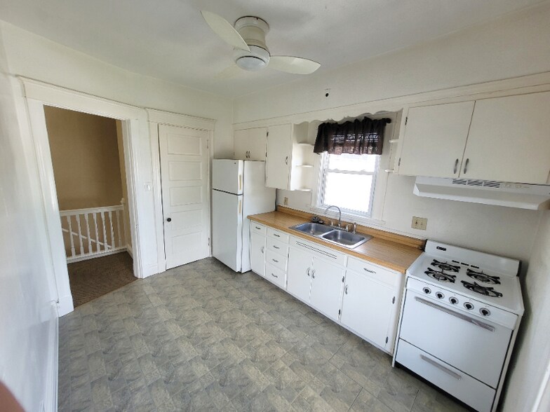 Building Photo - 600 Raub St