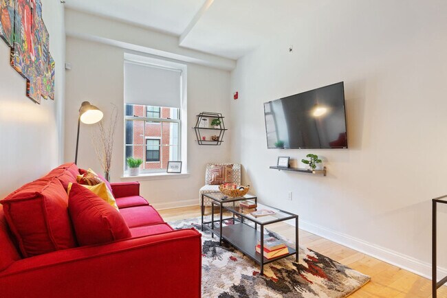 Building Photo - 248 Market St