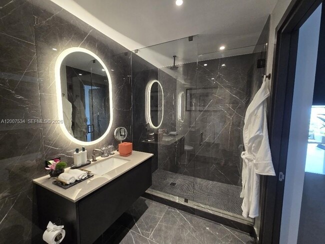 Building Photo - 20 NE 11th St