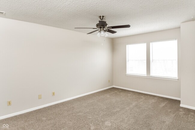 Building Photo - 9919 Orange Blossom Trail