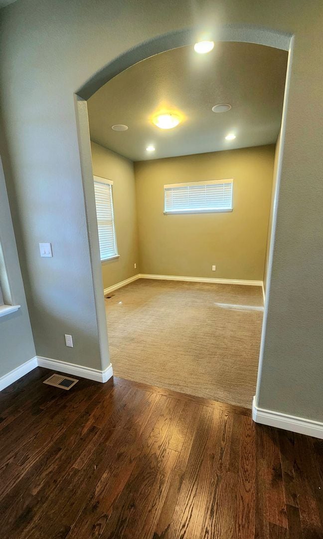 Building Photo - Amazing patio home for lease