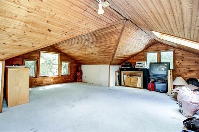 Building Photo - 162 Peachtree Hills Ave NE