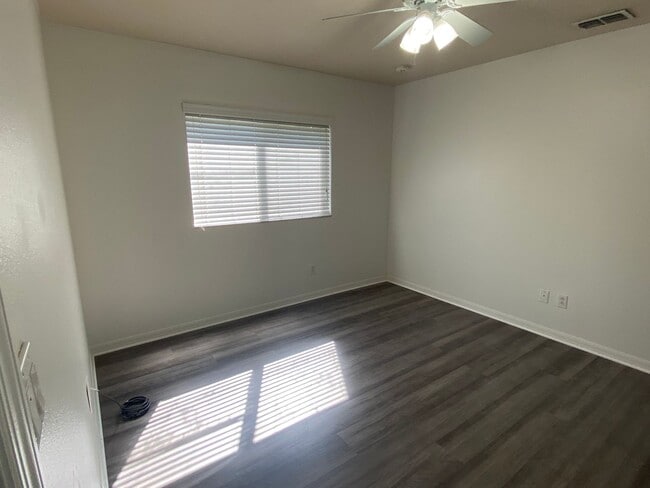 Building Photo - Pool Home for Rent