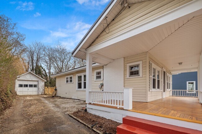 Building Photo - Updated West Asheville Bungalow