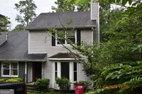 Building Photo - 4517 Greenfields Rd