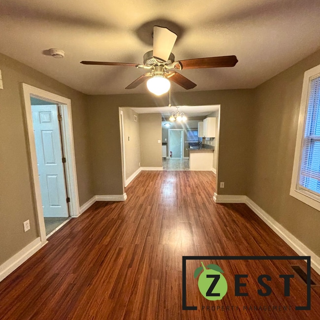 Building Photo - OPEN HOUSE- 2/19! 3PM-3:30PM! Updated 3 Bed Ranch in Madison Heights Ready for Move in!