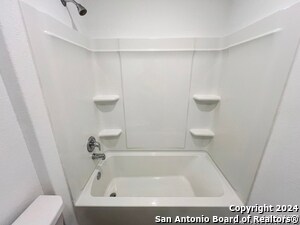 Building Photo - 736 Bullsnake Trl