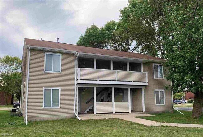 Primary Photo - 2 br, 2 bath 4plex - Bunting Lane Apartments