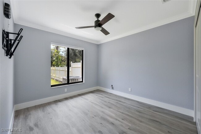 Building Photo - 380 4th St NE