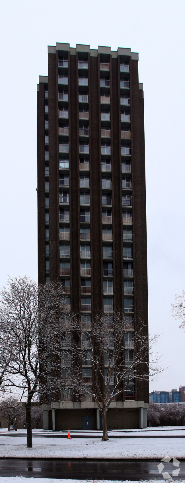 Building Photo - Geneva Towers