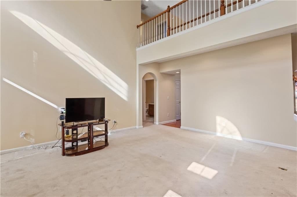 Building Photo - 130 S Links Dr