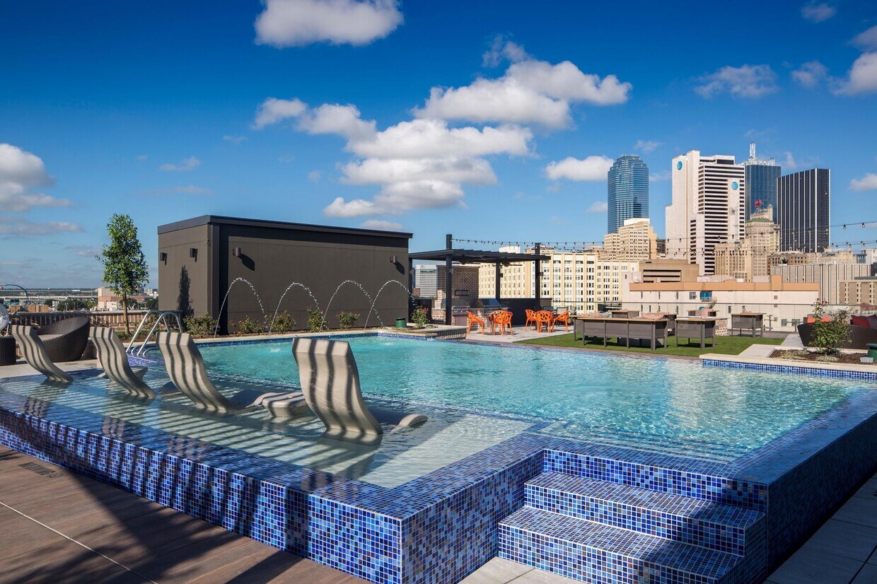 Amelia At Farmers Market Dallas Tx Apartment Finder