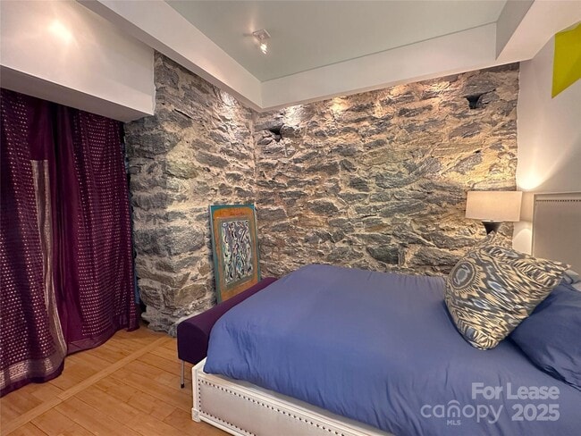 Building Photo - 130 Biltmore Ave