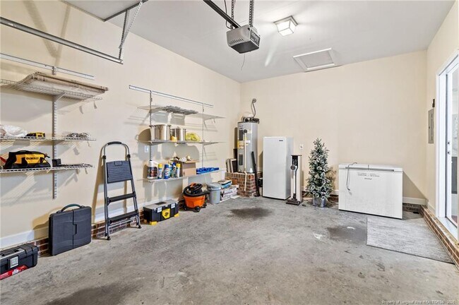 Building Photo - 1321 Braybrooke Pl