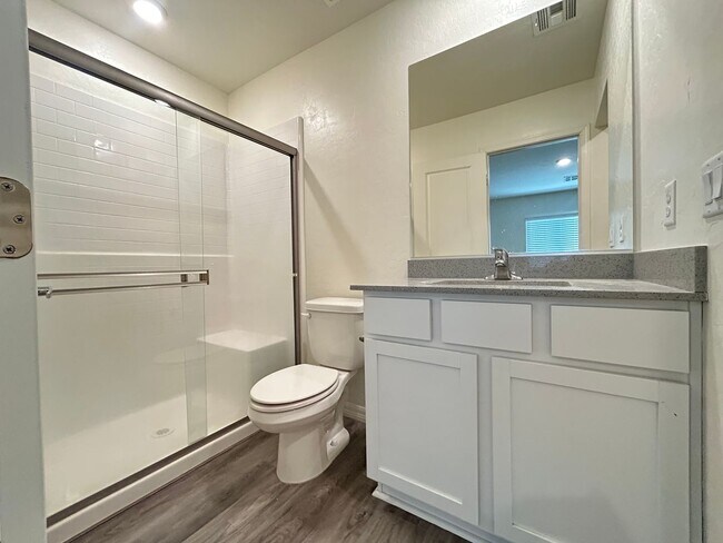 Building Photo - Newly Built Single Story Home Near Nellis AFB!