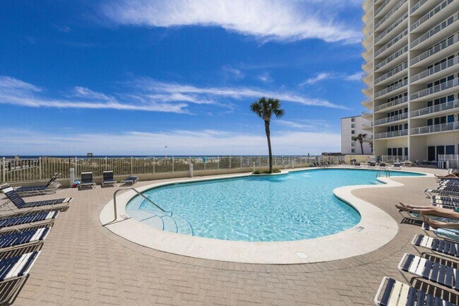 Building Photo - 455 E Beach Blvd