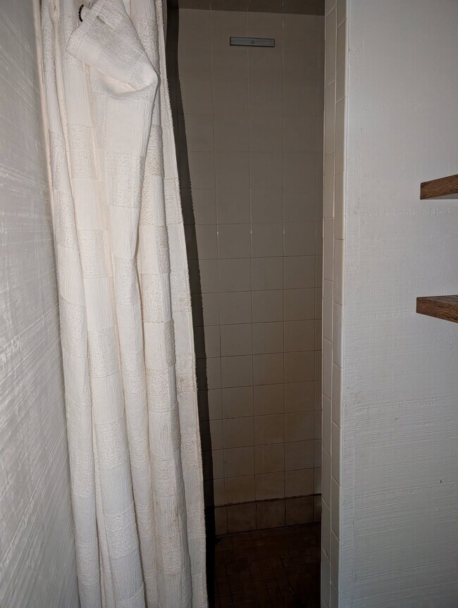 Building Photo - 6060 E Forest Trail Dr