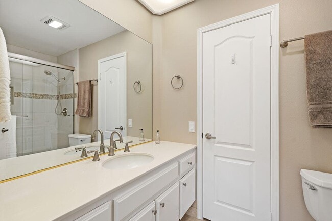 Building Photo - 20 Pebble Beach Dr