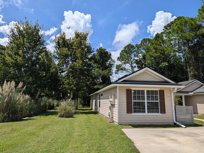 Building Photo - 130 Plantation Point Dr