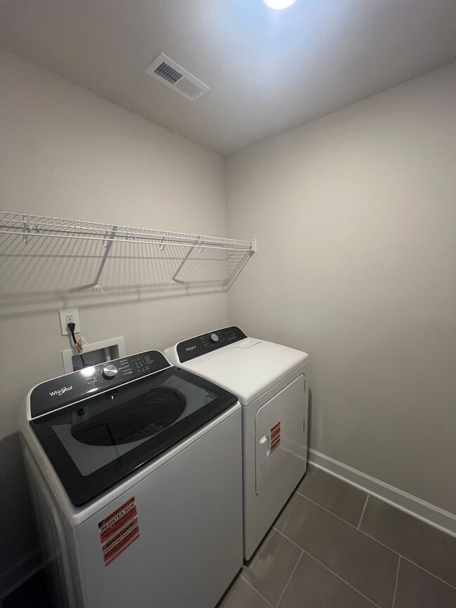 Building Photo - 3 Bedroom, 2.5 Bath Brand New Home for Rent (MONROE)