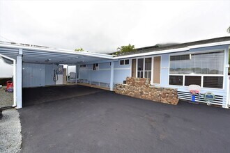 Building Photo - Large Home in beautiful Ahuimanu Area