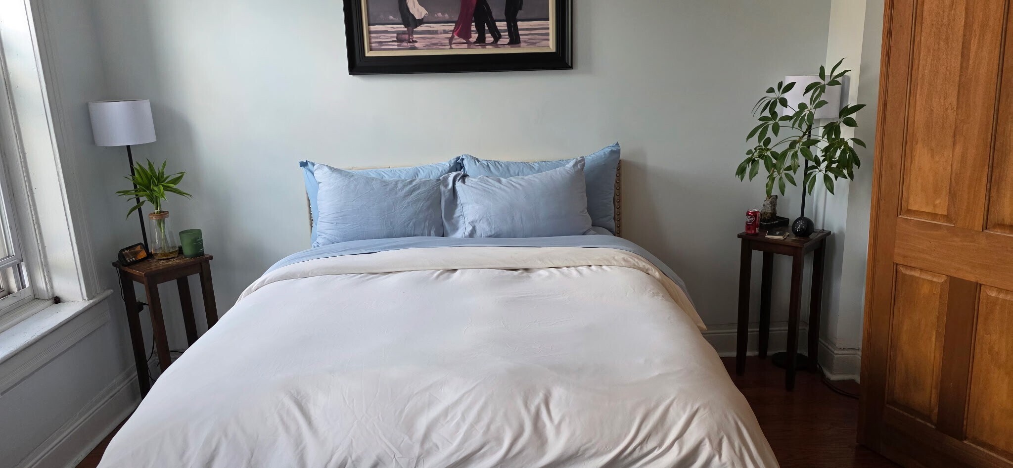 Bedroom can fit a king size bed - 1722 S Ashland Ave