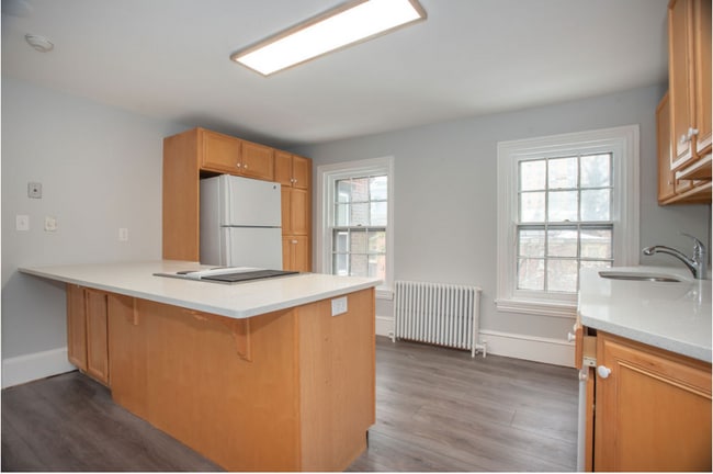 Building Photo - 1207 Delaware Ave