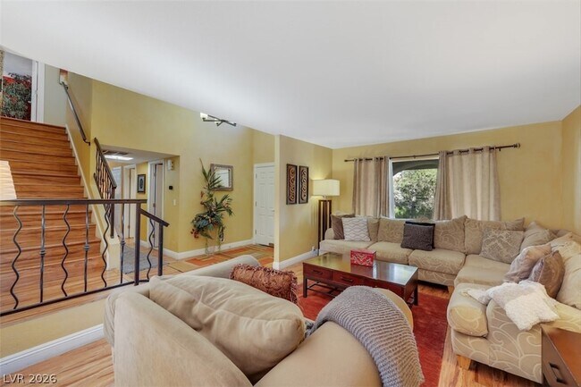 Building Photo - 3225 Mountain Spring Rd