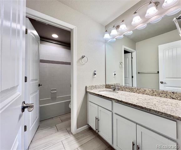 Building Photo - 11840 Dodworth St