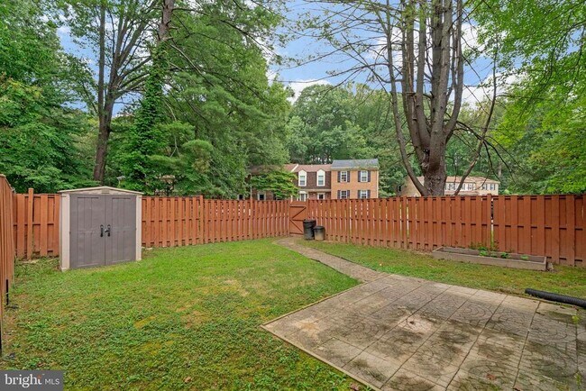 Building Photo - 6401 Old Scotts Ct