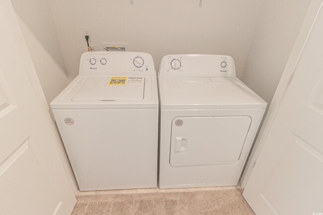 Building Photo - 227 Crescent Wy