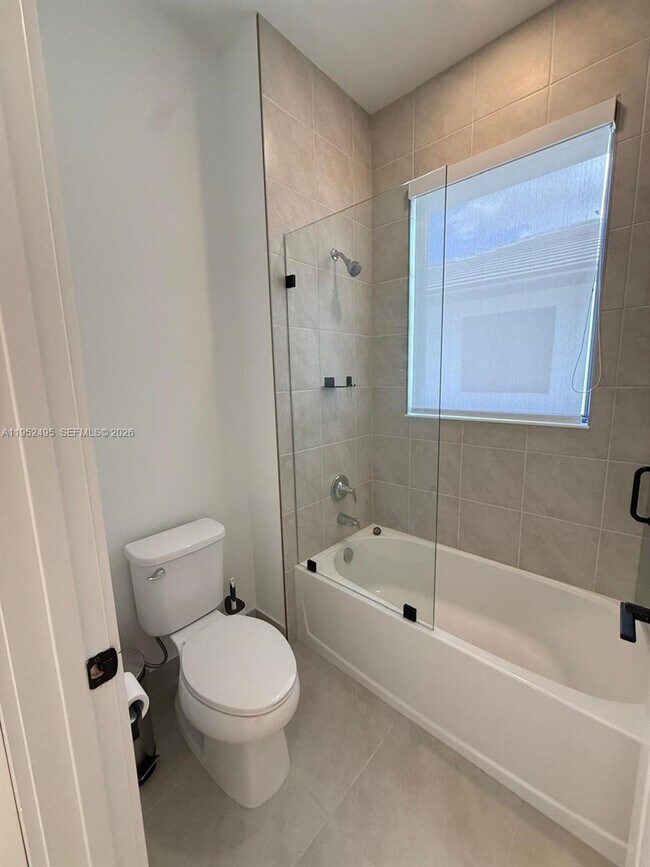 Building Photo - 5816 Agostino Way