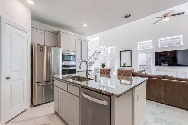 Building Photo - 337 Gleneagles Dr
