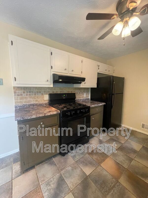 Building Photo - 118 Arbour Way