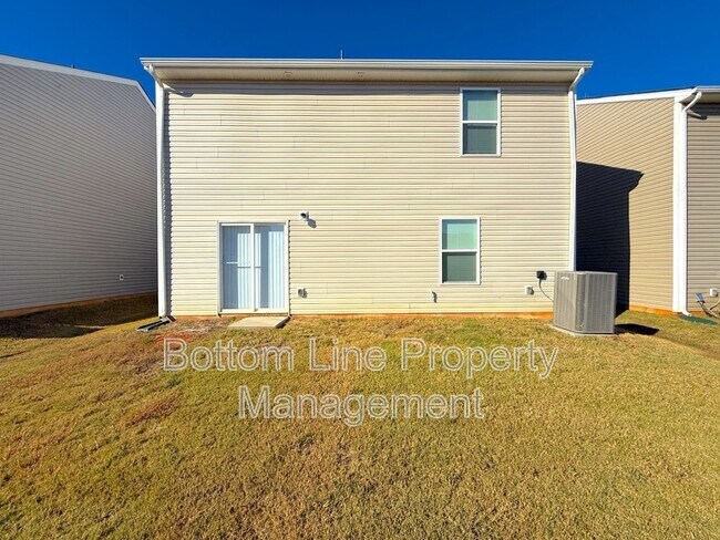 Building Photo - 9132 Creedmore Hills Dr