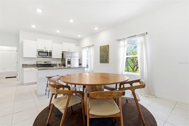 Building Photo - 873 Tennyson Mill Cir