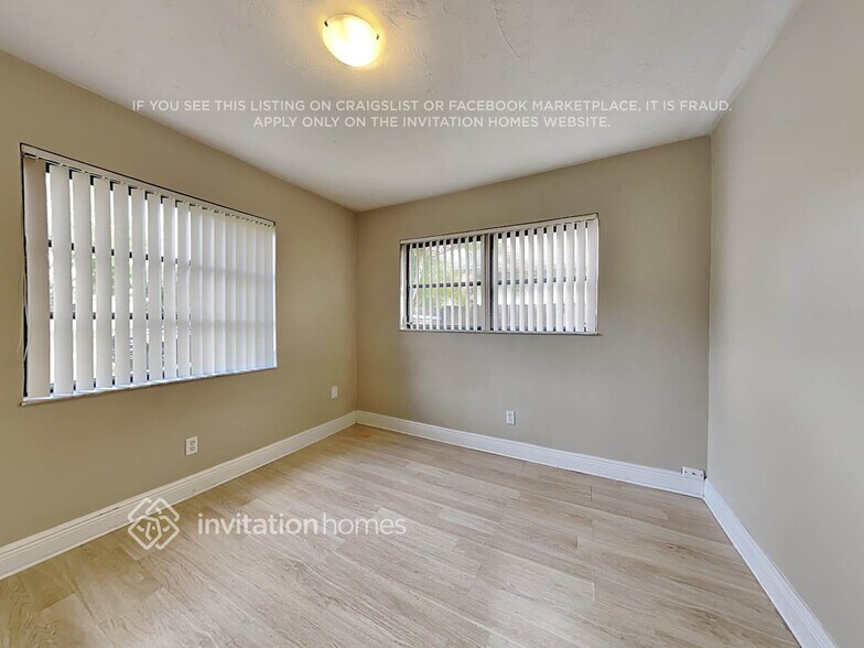 Building Photo - 11736 SW 59th St