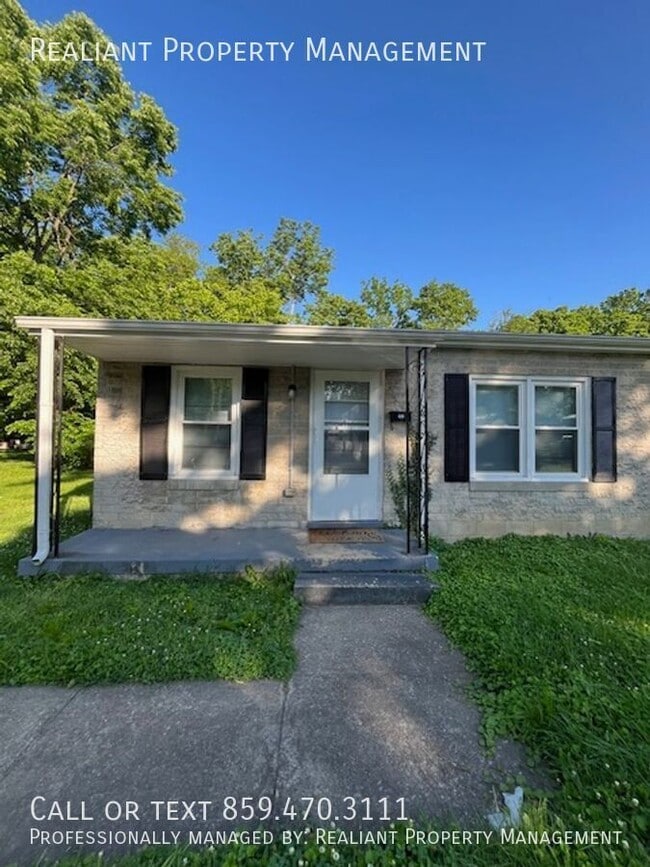 Primary Photo - 313 Bellevue Ave