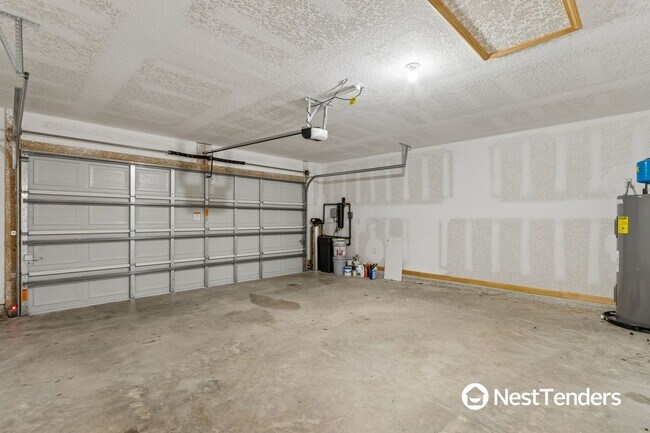 Building Photo - 65206 Lagoon Forest Dr
