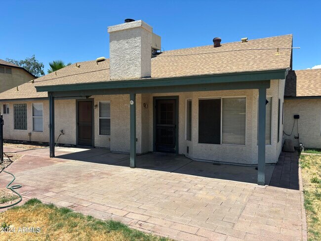 Building Photo - 15243 N 61st Dr