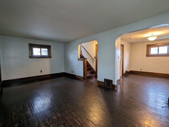 Building Photo - Large, spacious home for rent!