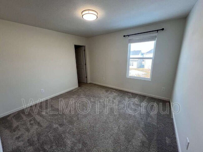 Building Photo - 5374 Noble Crossing Pkwy W