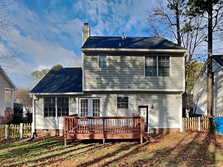 Building Photo - 6 Creeks Edge Ct