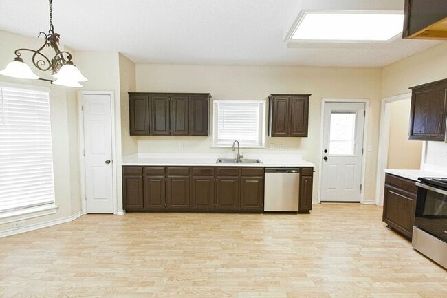 Building Photo - 10716 Trestles Rd