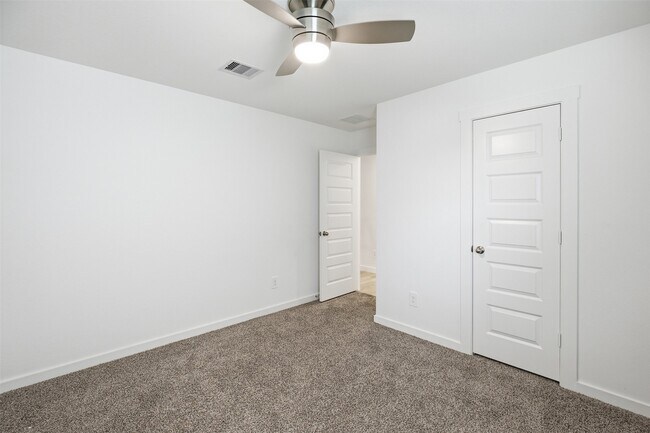 Building Photo - 31814 Hallington Hl Ln