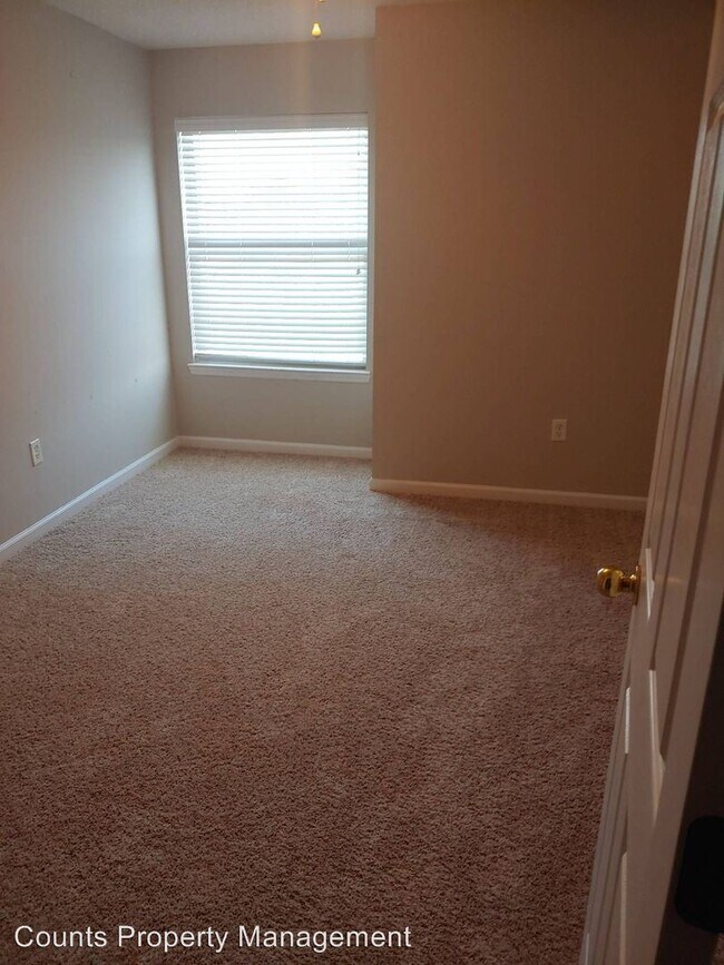 Building Photo - 2 br, 2.5 bath House - 602 Camelia St. Unit B